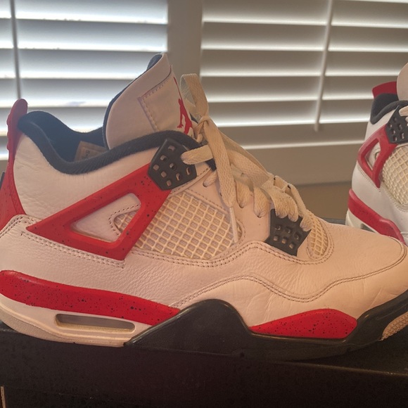 Nike - Picture 6 of 8